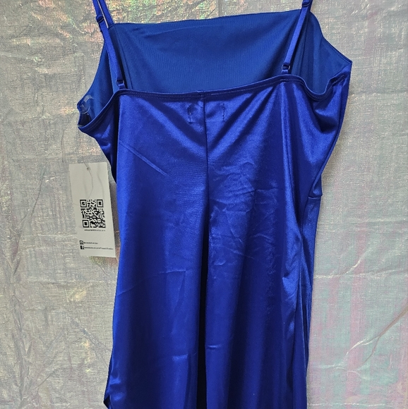Cute dress - Picture 1 of 6